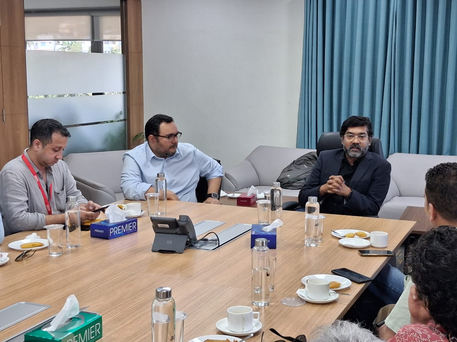 'PIB Srinagar Media Delegation Visits Vizhinjam International Transshipment Seaport'
